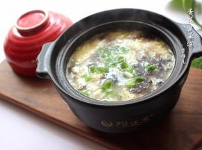 滴入几滴香油。。