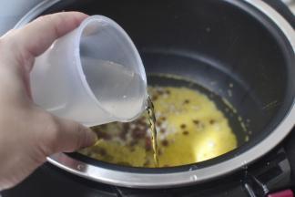 按照1:8加入水量