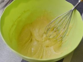 用手抽划之字拌到无颗粒状态