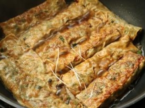 最后大火收一下汁，加葱末即可。