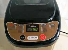 选择10，年糕制作，时间显示为一个小时40分。