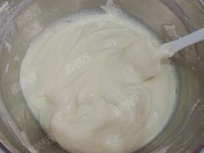 自上而下翻拌均匀