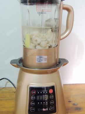 安装好玻璃杯体