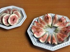 准备无花果5-6个，如图。