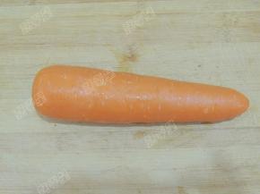 胡萝卜清洗干净