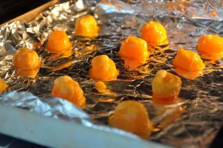 放入烤箱150度烤7-8分钟。