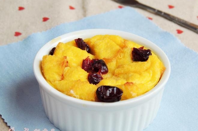 蔓越莓面包布丁