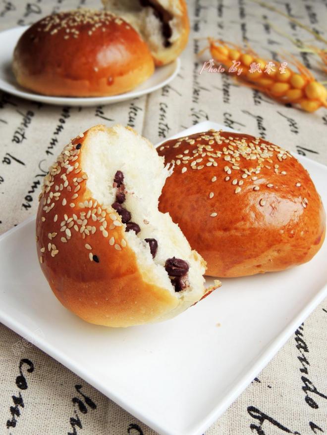 蜜红豆面包