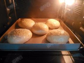 放入烤箱中180度中层