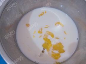 加入蛋黄