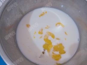 加入蛋黄