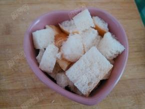 然后在放满吐司块