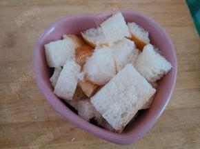 然后在放满吐司块