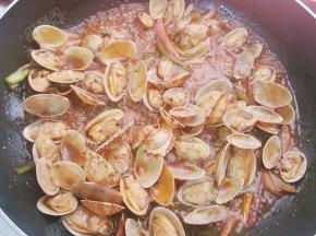 翻炒均匀收汁即可