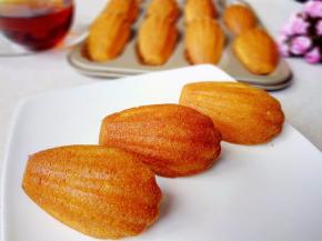 着黄油、柠檬香味儿的法式甜点