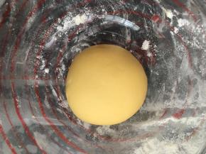 这是揉好的南瓜面团