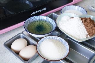 备好所用食材。