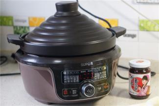 预热好电砂锅。