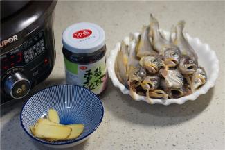 备好所用食材。