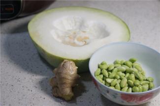 备好所用食材。