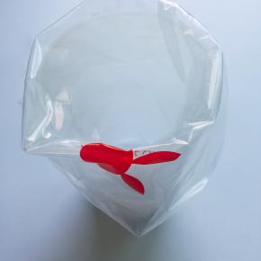 裱花袋放入杯子里