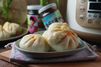 这样子一份芹菜香菇肉包就完成了。