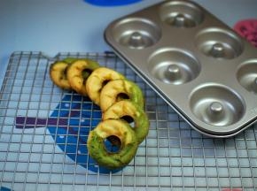 出炉后倒扣即可脱模，冷却后密封保存。