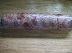 卷起后静置30分钟定型。