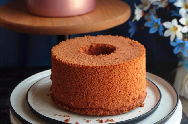 7寸红丝绒中空戚风蛋糕