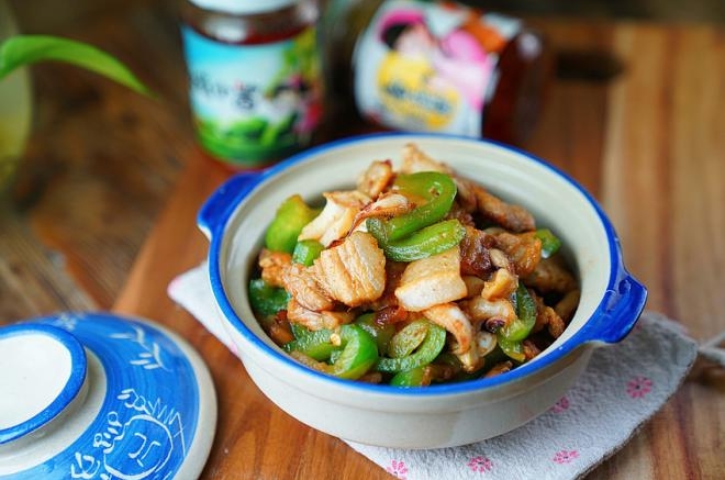 五花肉鱿鱼小炒