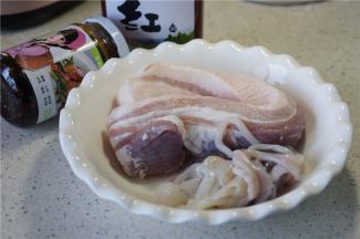 备好所用食材。