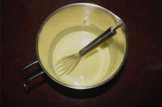 一定要拌至完全融化，有条件的可以过滤一下。