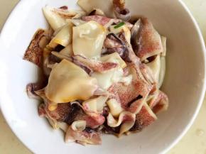 3、	大点的用刀切一下