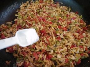 加入盐调味即可