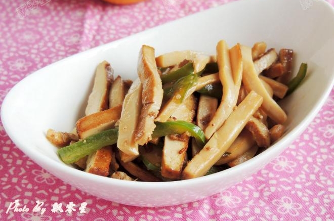 杏鲍菇炒五香干