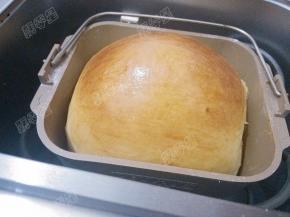 烘烤结束后取出置于烤网晾凉