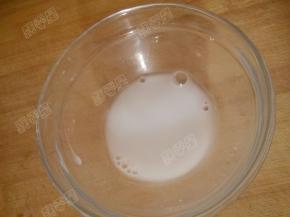 加入一点水调匀
