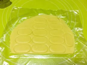 用鼻子模具压出椭圆形