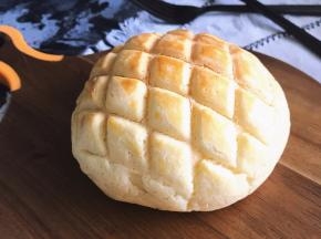 烤箱中下层、180度、上下火、20分钟左右即可。