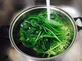 捞出后立即过凉水