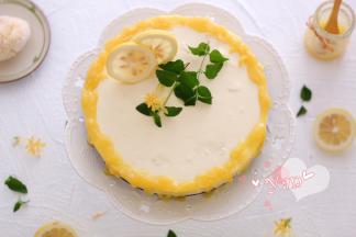 满屋榴莲和芝士飘香。