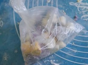 吃不了撒点玉米淀粉或木薯粉冷冻保存