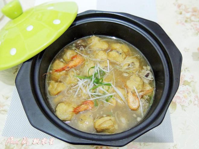 豆腐包鲜虾砂锅煲