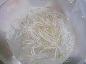 豆芽焯烫