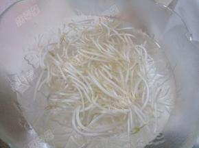 豆芽焯烫