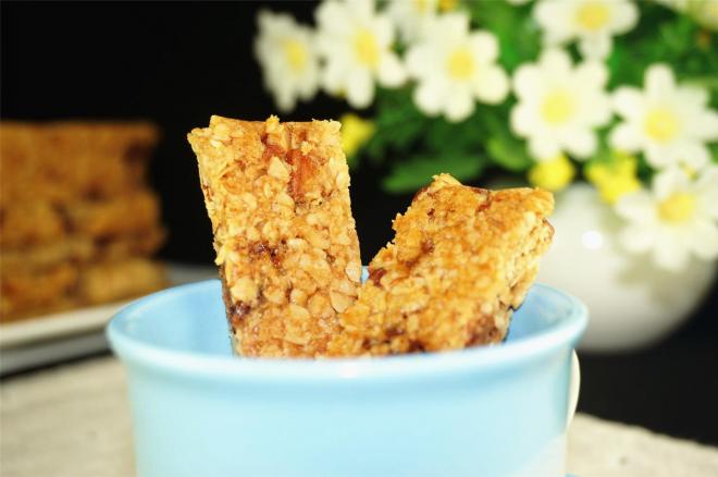 坚果巧克力能量块