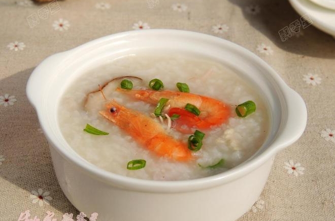 潮汕砂锅海鲜粥