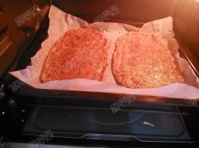 放入预热好的烤箱，200度，20分钟