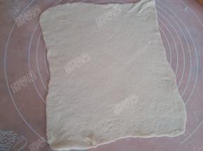 擀成薄片