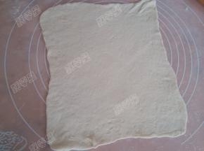 擀成薄片